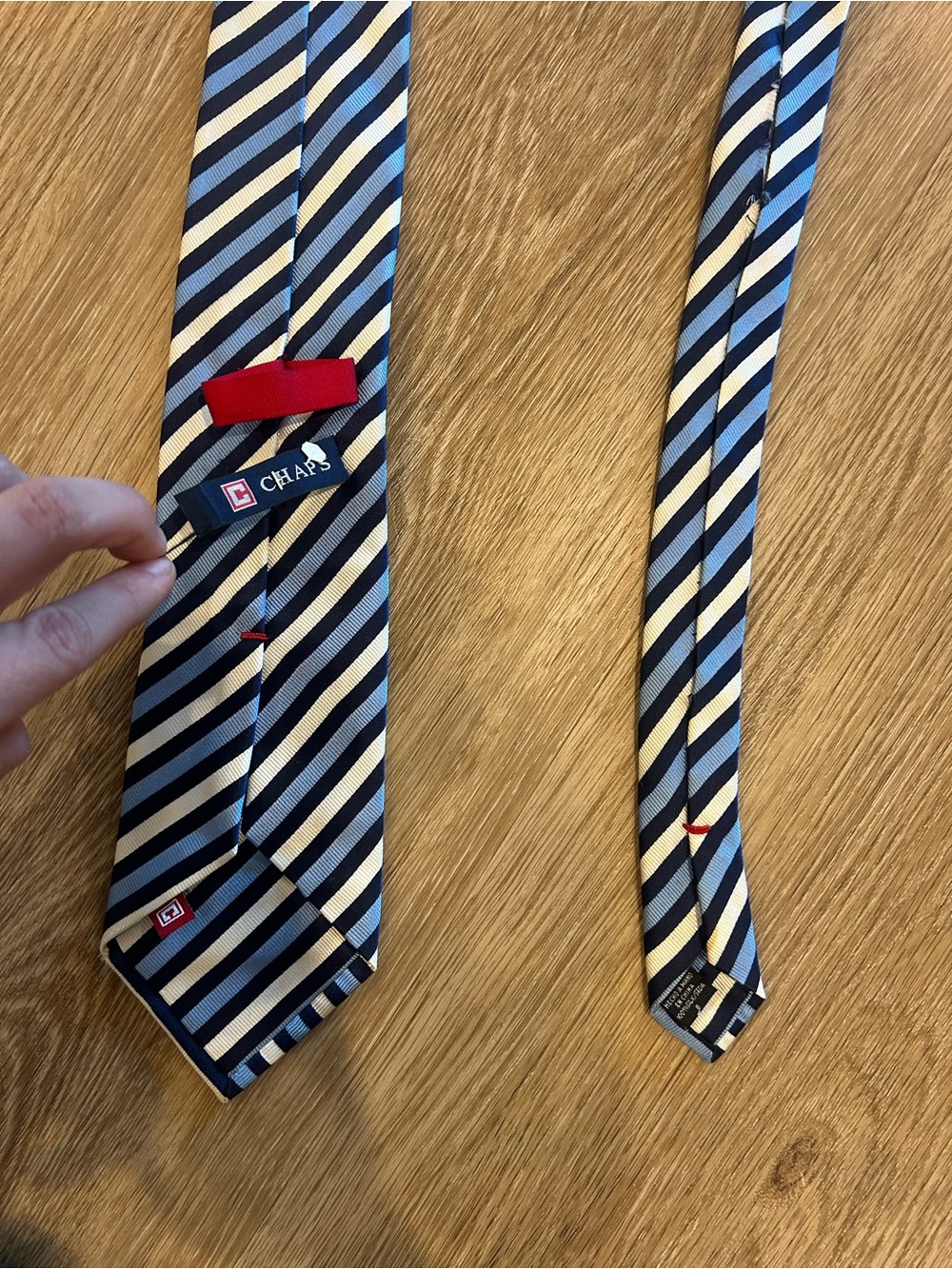 Assorted Striped Silk Tie Collection of many colors - Picture 11 of 14